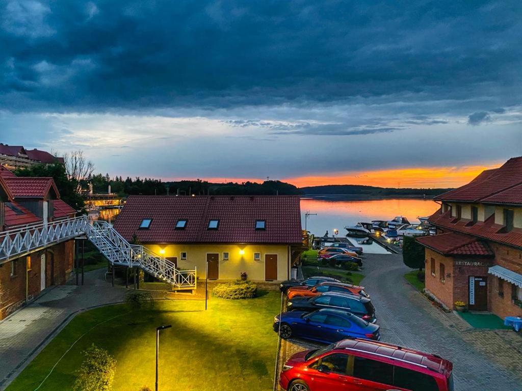 Bed and Breakfast Sloneczny Port Миколайки Экстерьер фото