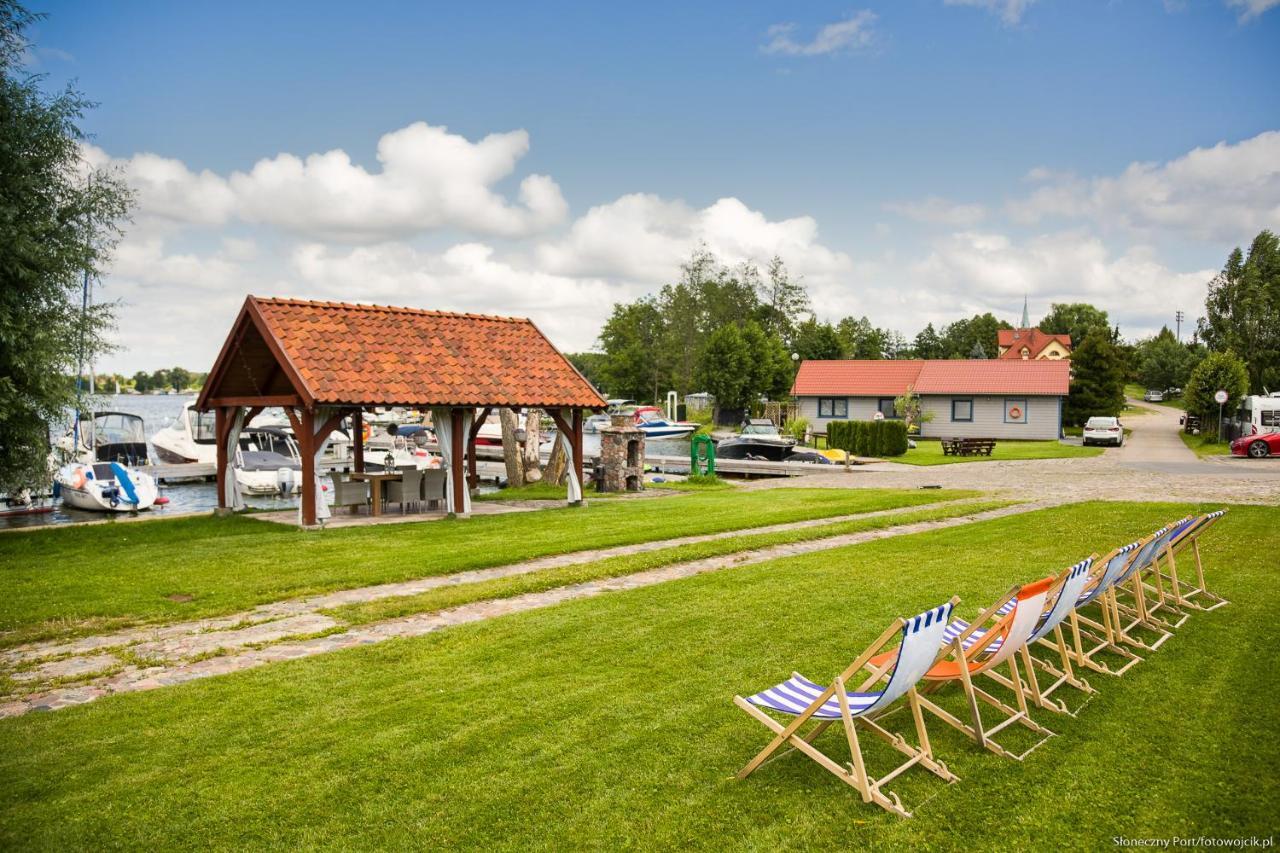 Bed and Breakfast Sloneczny Port Миколайки Экстерьер фото